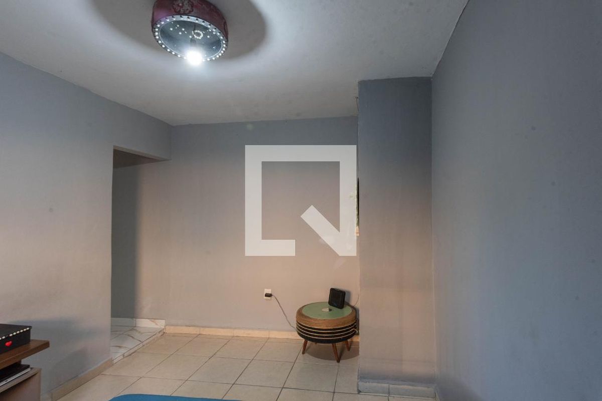 Casa à Venda - Jardim do Lago, 4 Quartos,  182 m2 em , Campinas - sp | SoloBR