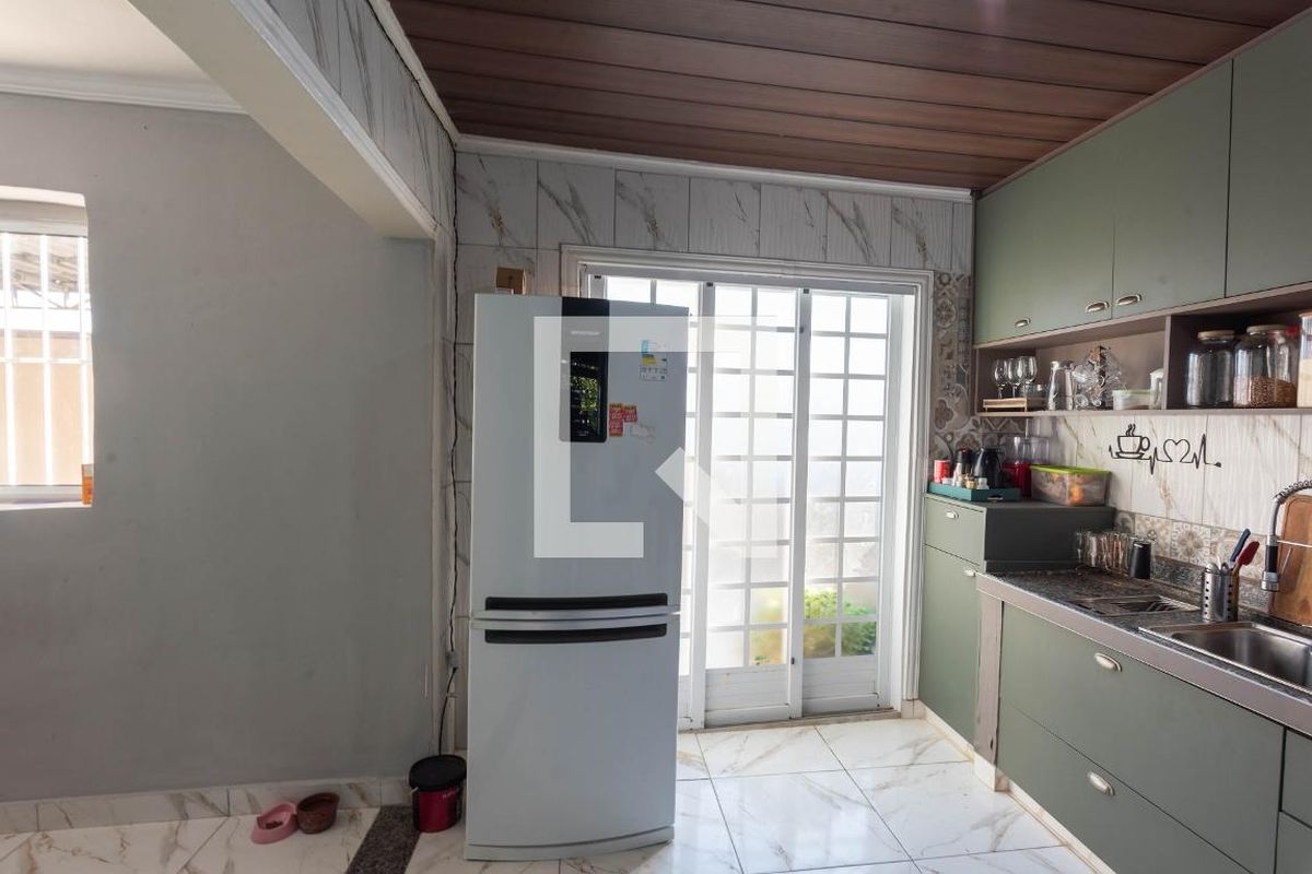 Casa à Venda - Jardim do Lago, 4 Quartos,  182 m2 em , Campinas - sp | SoloBR
