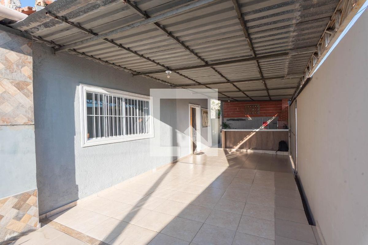 Casa à Venda - Jardim do Lago, 4 Quartos,  182 m2 em , Campinas - sp | SoloBR