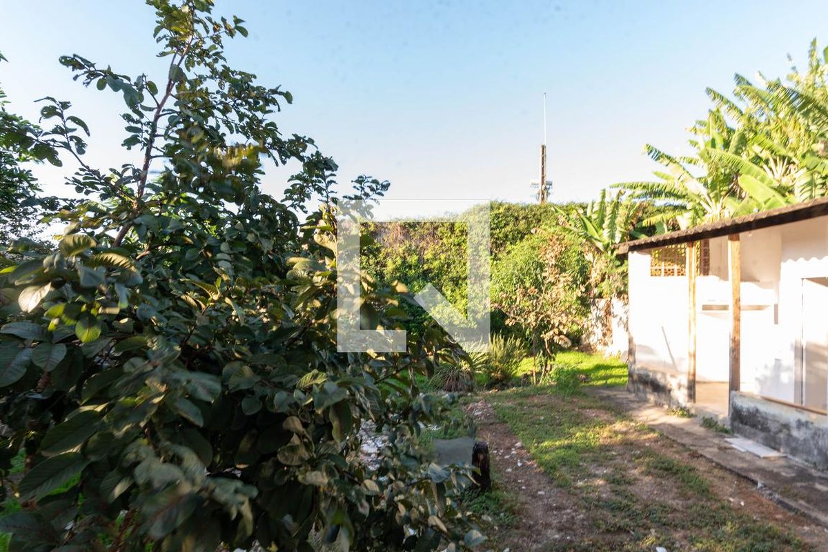 Casa à Venda - Jardim do Lago, 4 Quartos,  182 m2 em , Campinas - sp | SoloBR