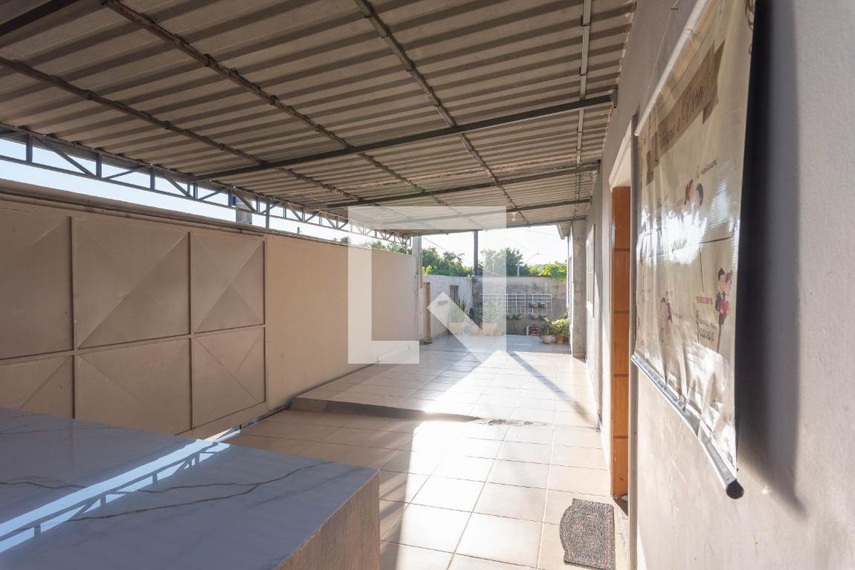 Casa à Venda - Jardim do Lago, 4 Quartos,  182 m2 em , Campinas - sp | SoloBR
