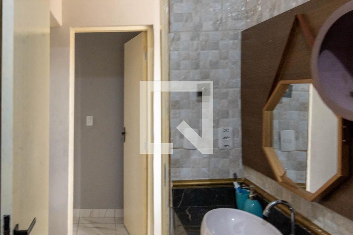 Casa à Venda - Jardim do Lago, 4 Quartos,  182 m2 em , Campinas - sp | SoloBR