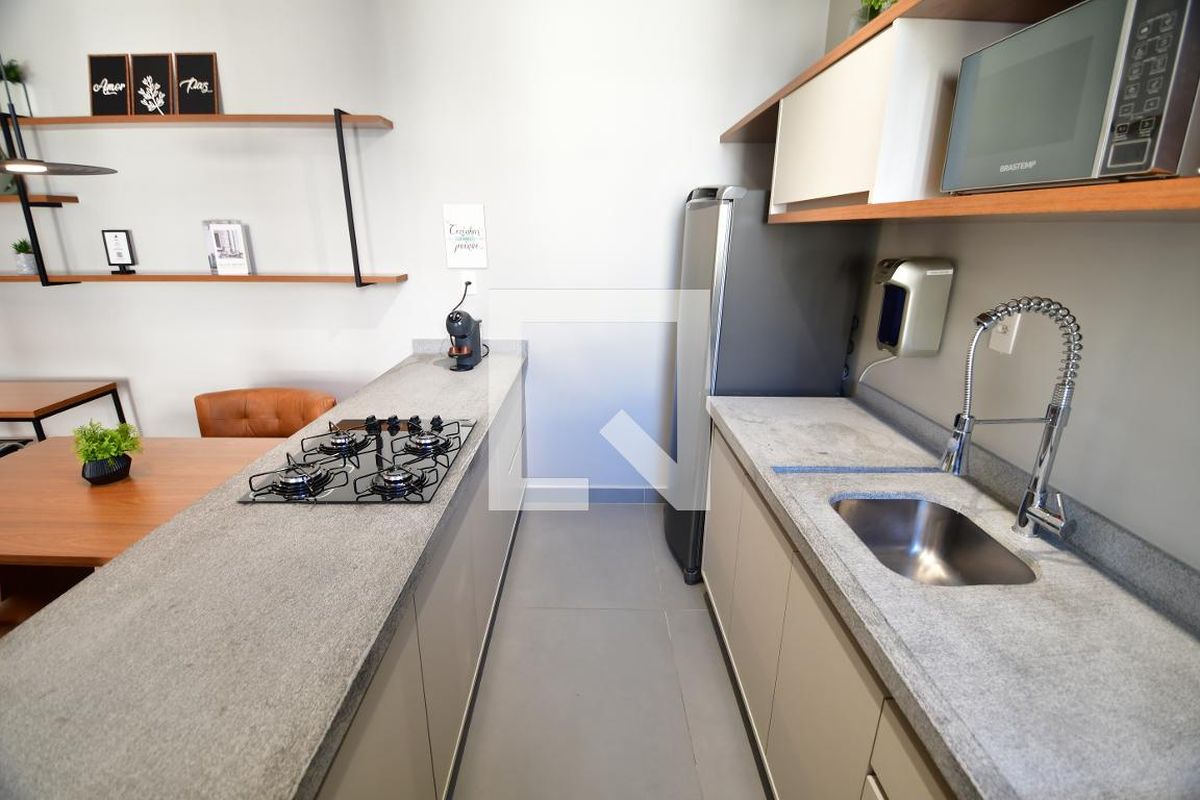 Apartamento à Venda - Cambuí, 1 Quarto,  46 m2 em , Campinas - sp | SoloBR