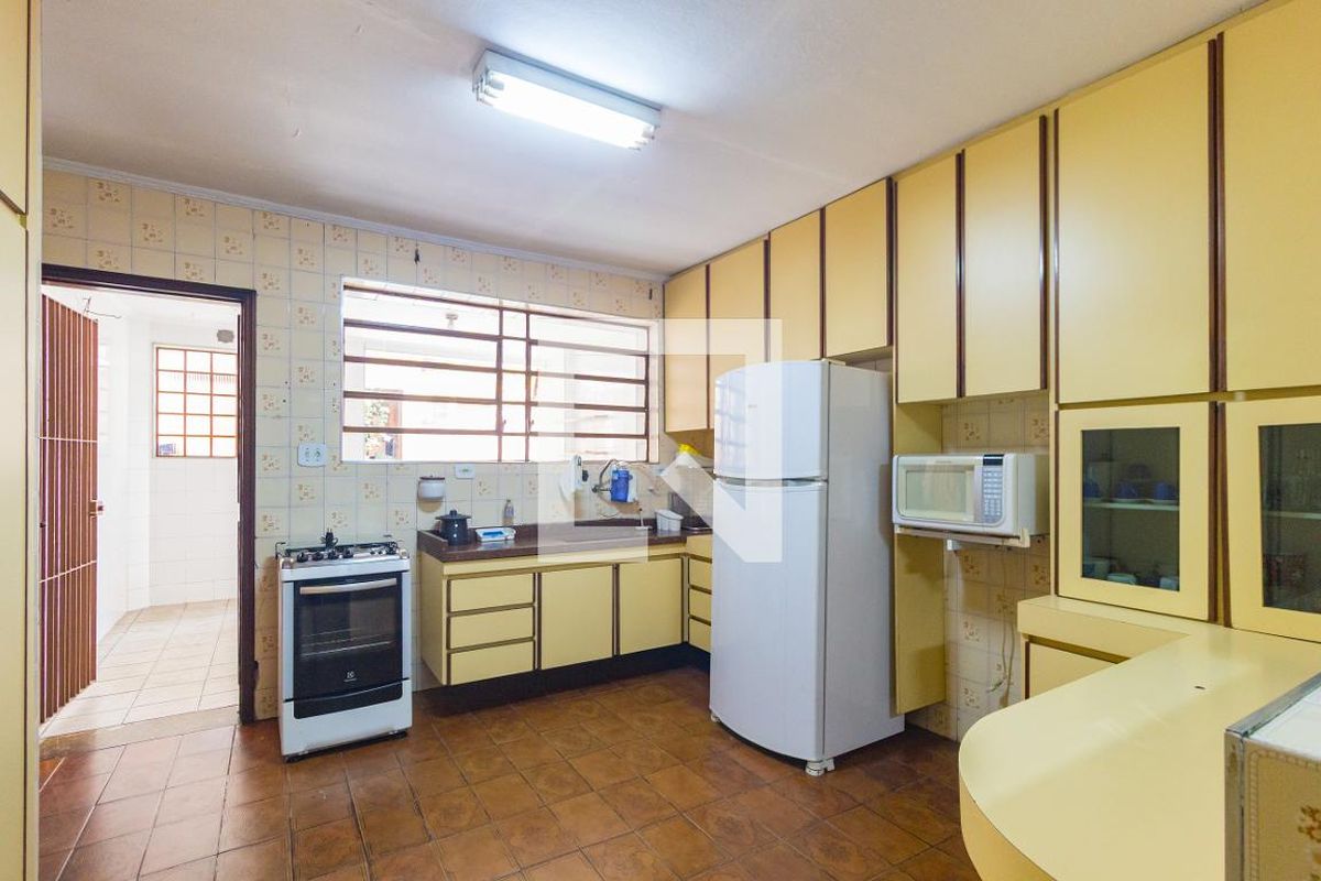 Casa, 4 quartos, 238 m² - Foto 49