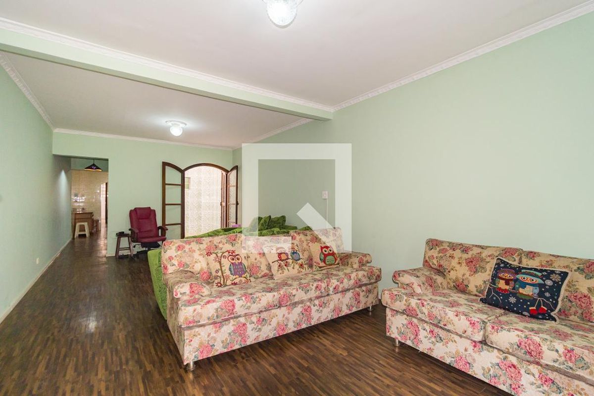 Casa, 4 quartos, 238 m² - Foto 1