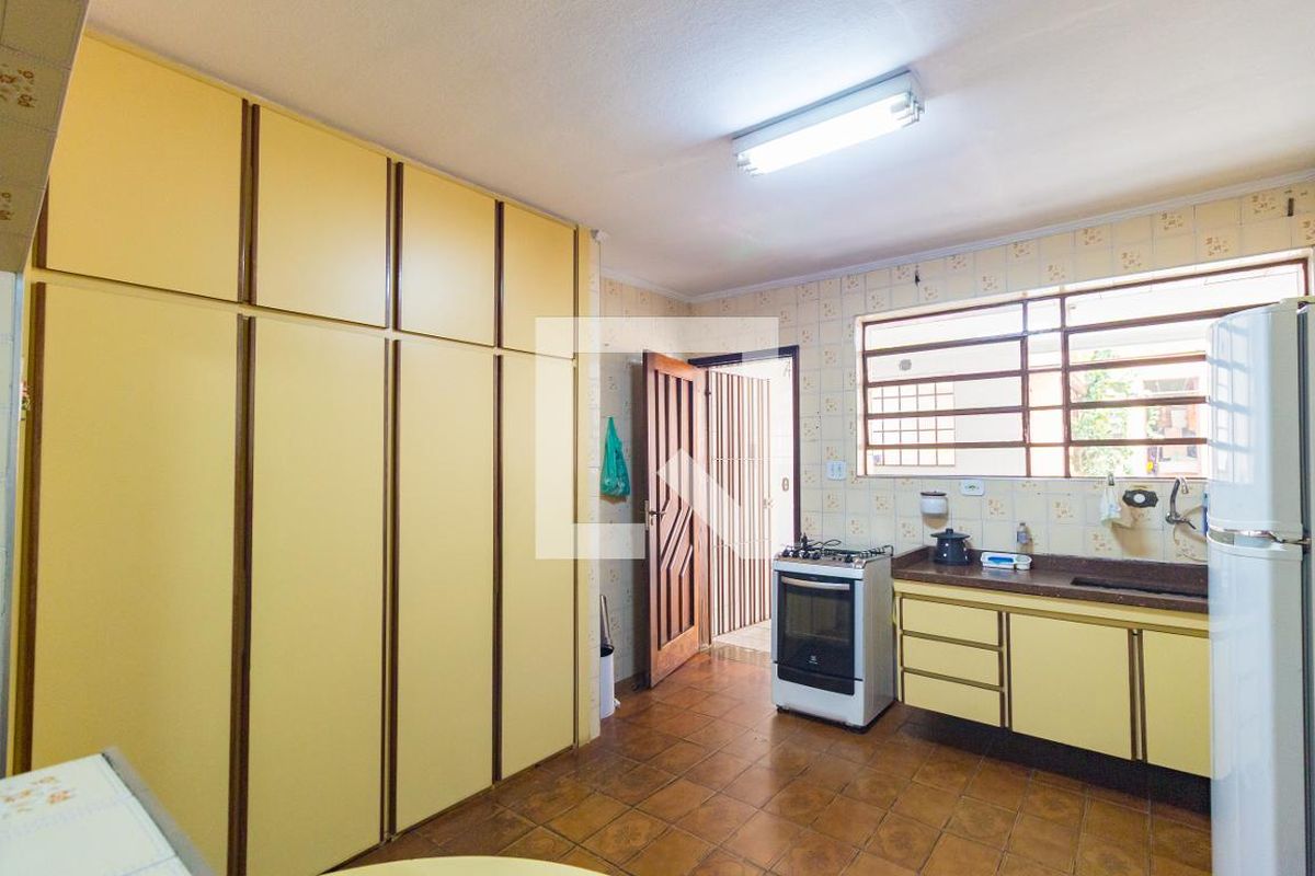 Casa, 4 quartos, 238 m² - Foto 50