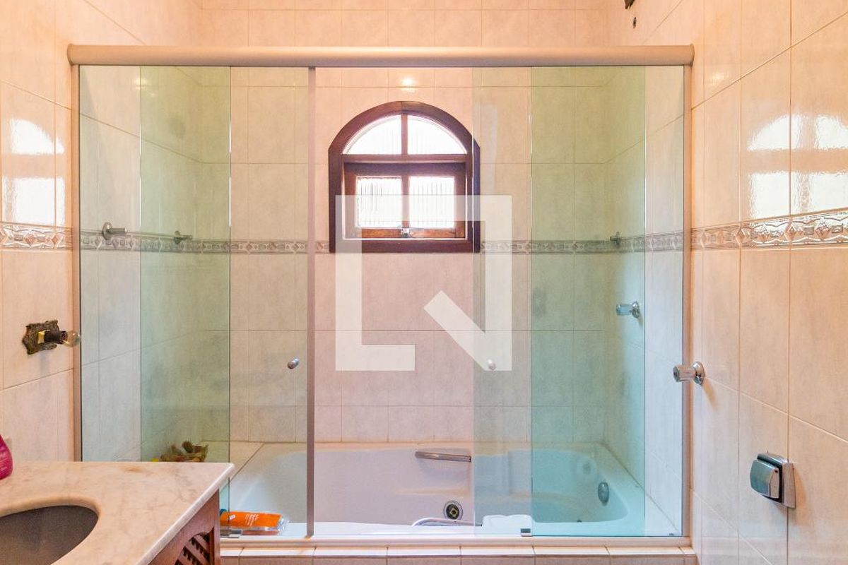 Casa, 4 quartos, 238 m² - Foto 39