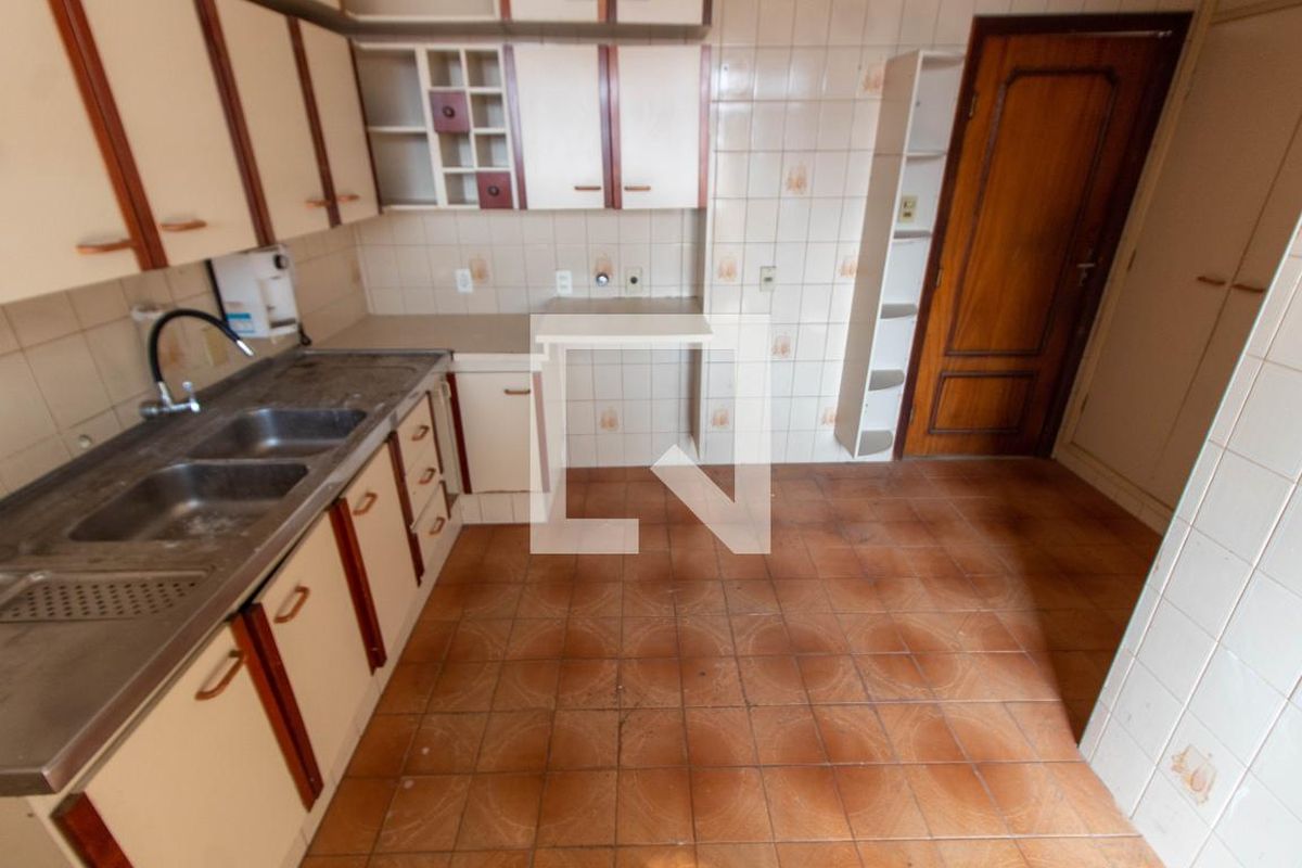 Apartamento à Venda - Centro, 4 Quartos,  160 m2 em , Campinas - sp | SoloBR