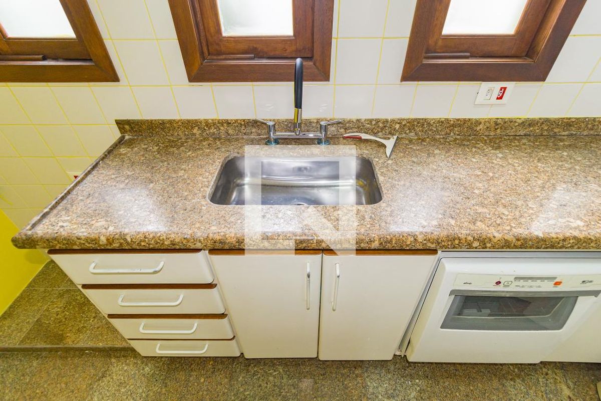 Casa, 3 quartos, 300 m² - Foto 36