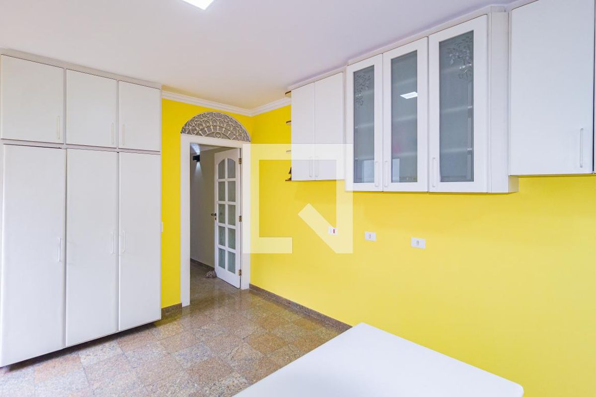 Casa, 3 quartos, 300 m² - Foto 35