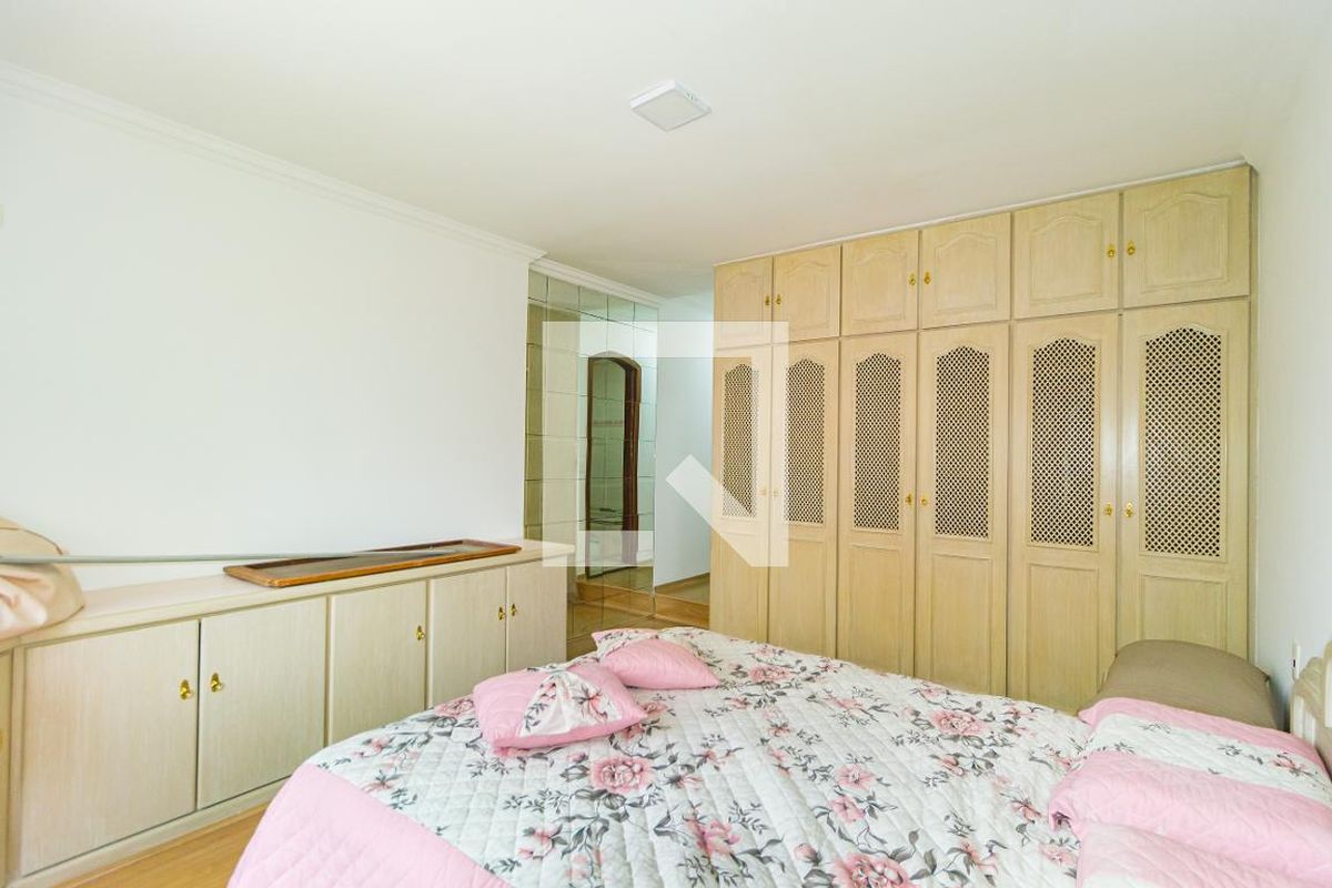 Casa, 3 quartos, 300 m² - Foto 26