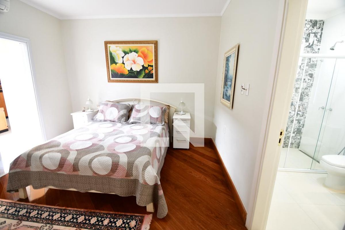 Casa à Venda - Jardim Chapadão, 4 Quartos,  310 m2 em , Campinas - sp | SoloBR