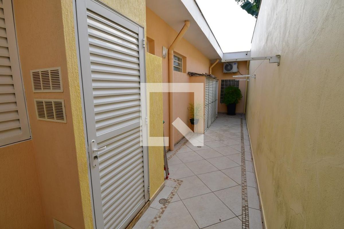 Casa à Venda - Jardim Chapadão, 4 Quartos,  310 m2 em , Campinas - sp | SoloBR