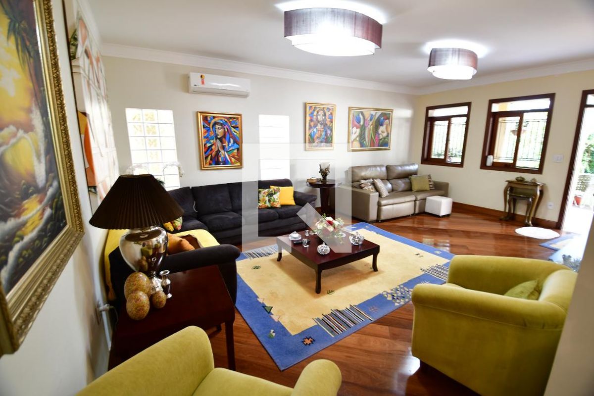 Casa à Venda - Jardim Chapadão, 4 Quartos,  310 m2 em , Campinas - sp | SoloBR