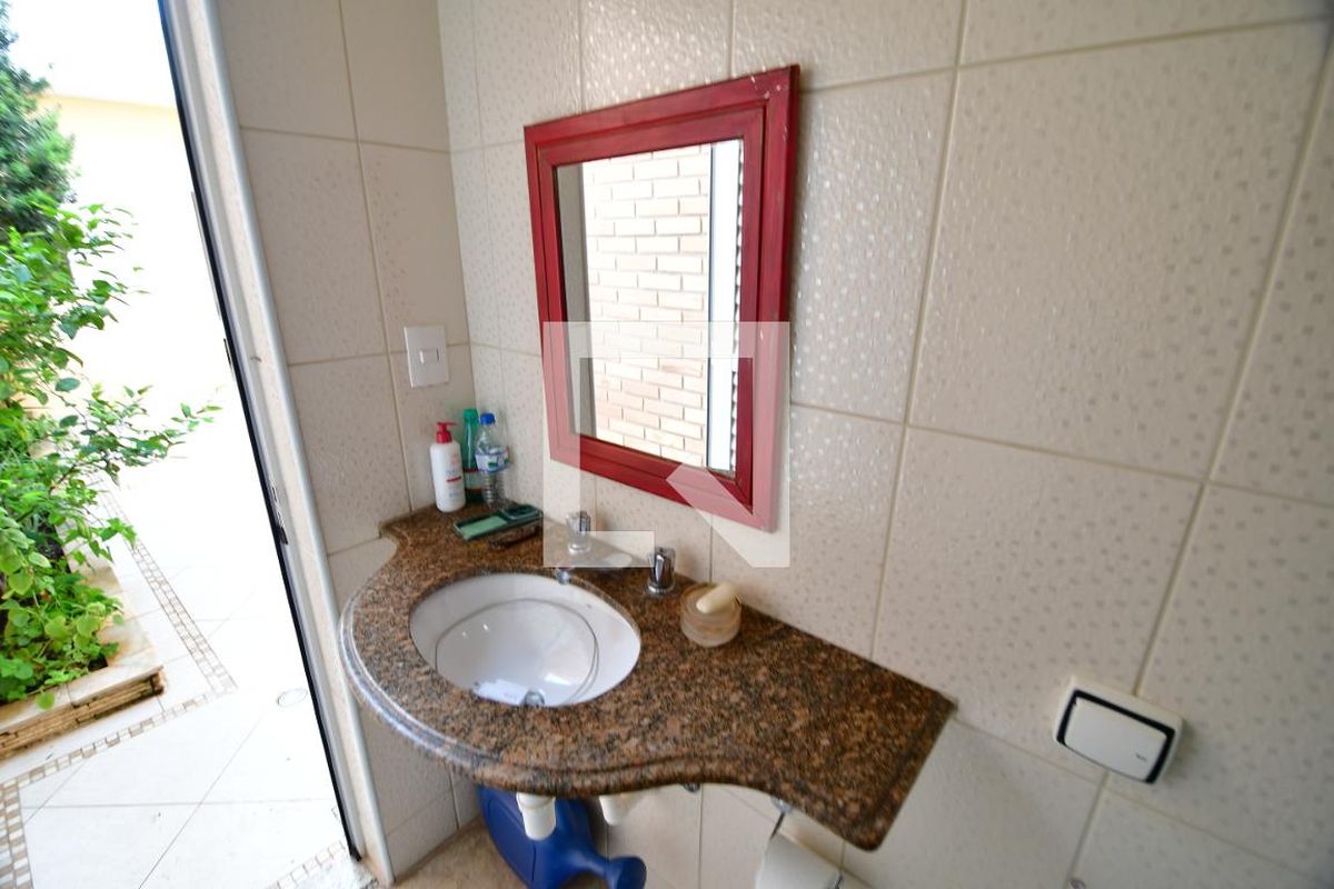 Casa à Venda - Jardim Chapadão, 4 Quartos,  310 m2 em , Campinas - sp | SoloBR
