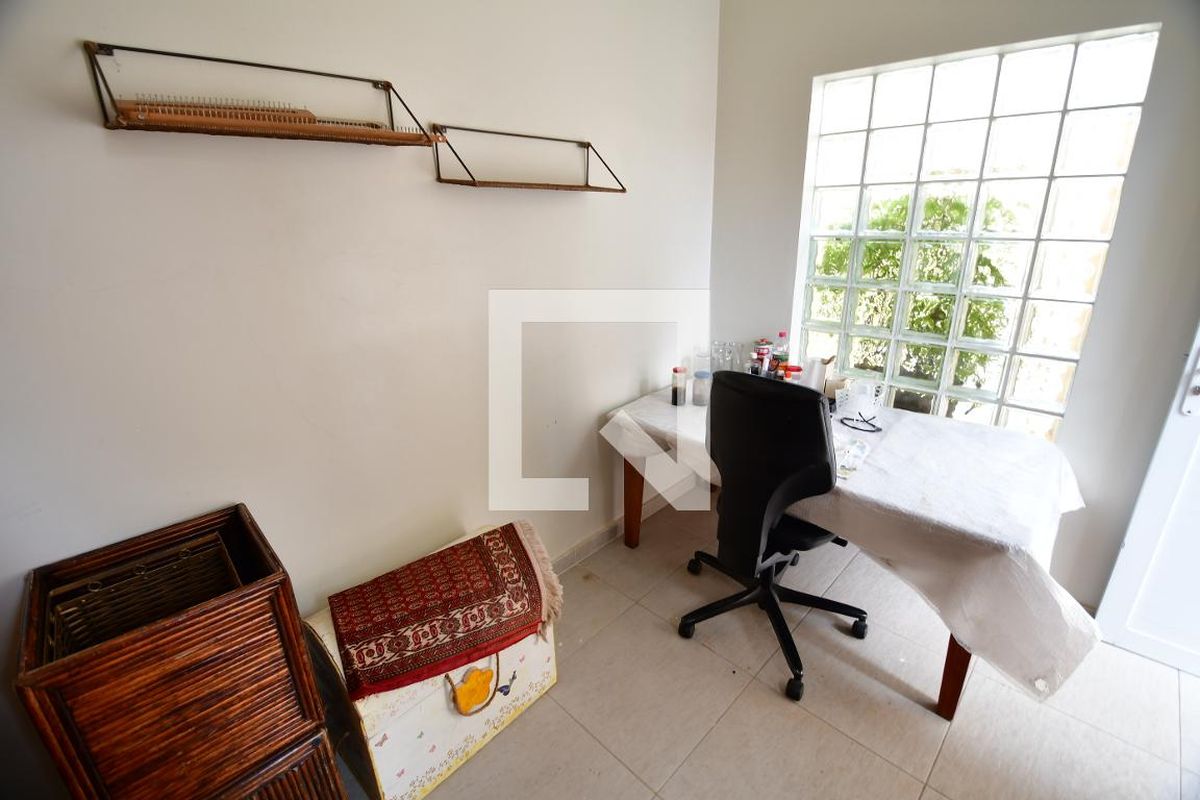 Casa à Venda - Jardim Chapadão, 4 Quartos,  310 m2 em , Campinas - sp | SoloBR