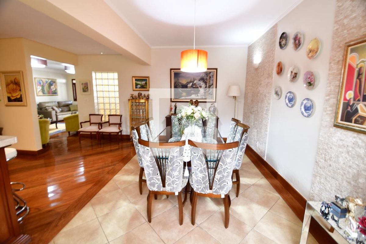 Casa à Venda - Jardim Chapadão, 4 Quartos,  310 m2 em , Campinas - sp | SoloBR