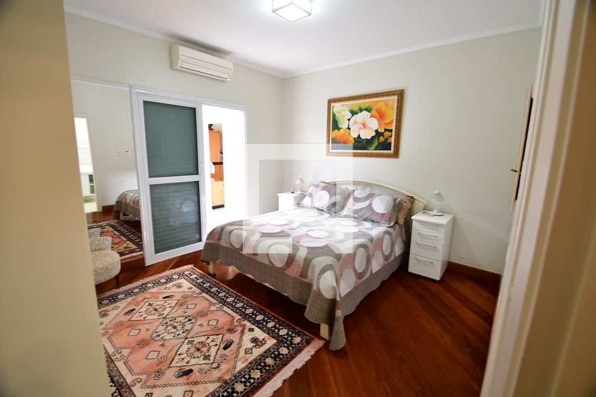 Casa à Venda - Jardim Chapadão, 4 Quartos,  310 m2 em , Campinas - sp | SoloBR