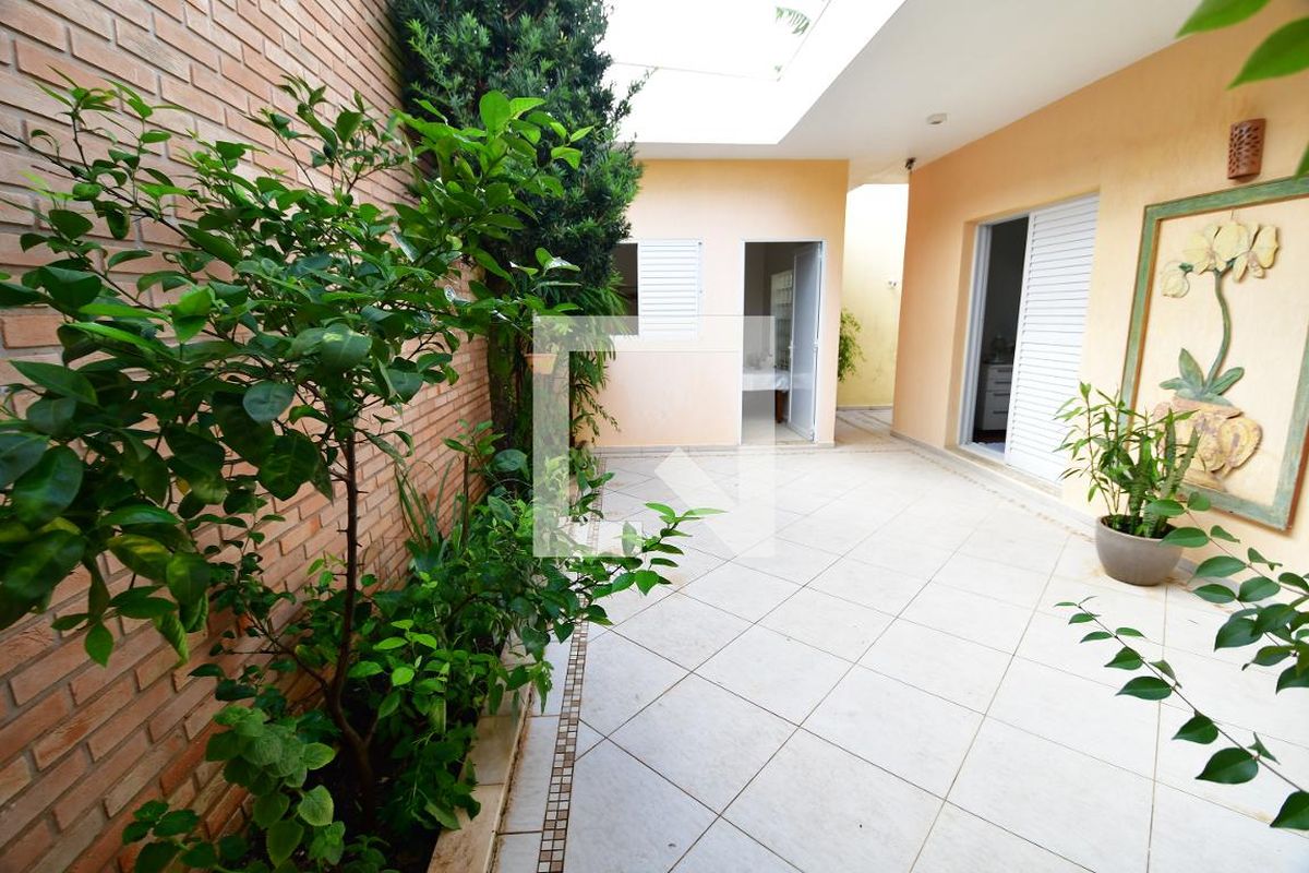 Casa à Venda - Jardim Chapadão, 4 Quartos,  310 m2 em , Campinas - sp | SoloBR