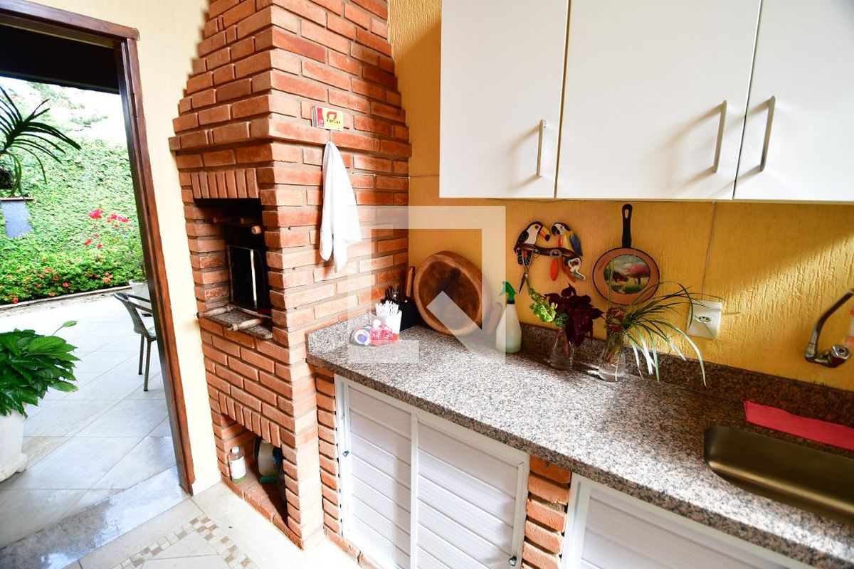Casa à Venda - Jardim Chapadão, 4 Quartos,  310 m2 em , Campinas - sp | SoloBR