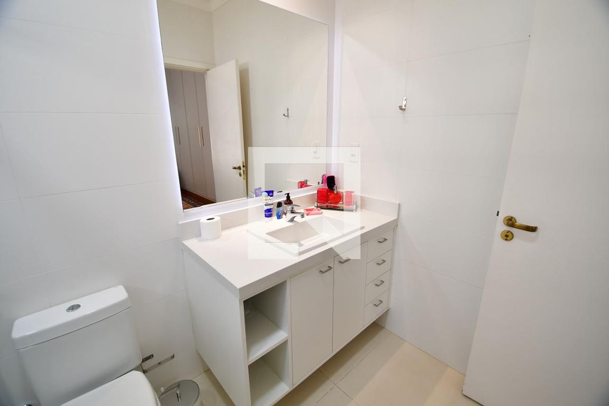 Casa à Venda - Jardim Chapadão, 4 Quartos,  310 m2 em , Campinas - sp | SoloBR