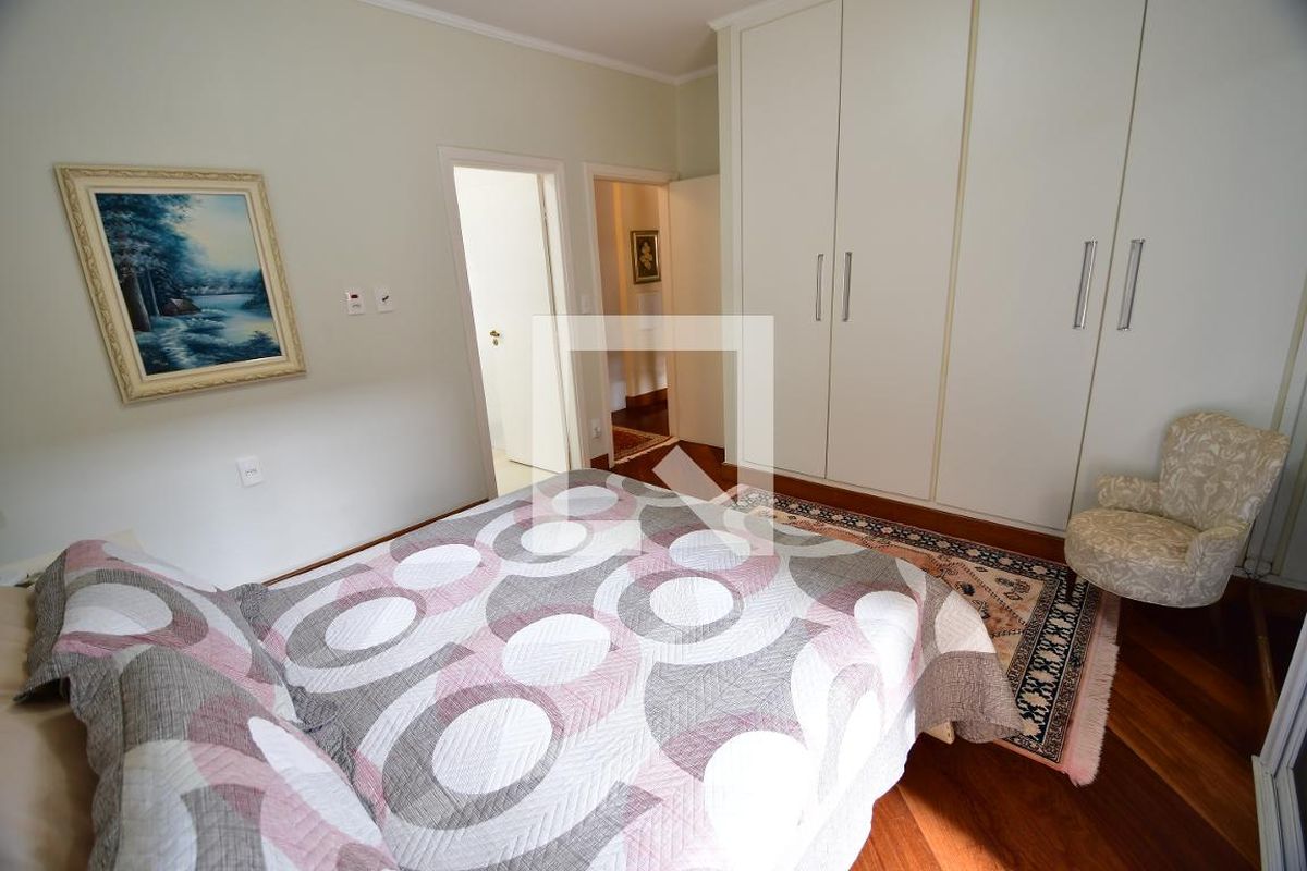 Casa à Venda - Jardim Chapadão, 4 Quartos,  310 m2 em , Campinas - sp | SoloBR