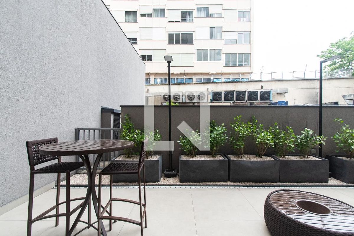 Apartamento, 1 quarto, 28 m² - Foto 35