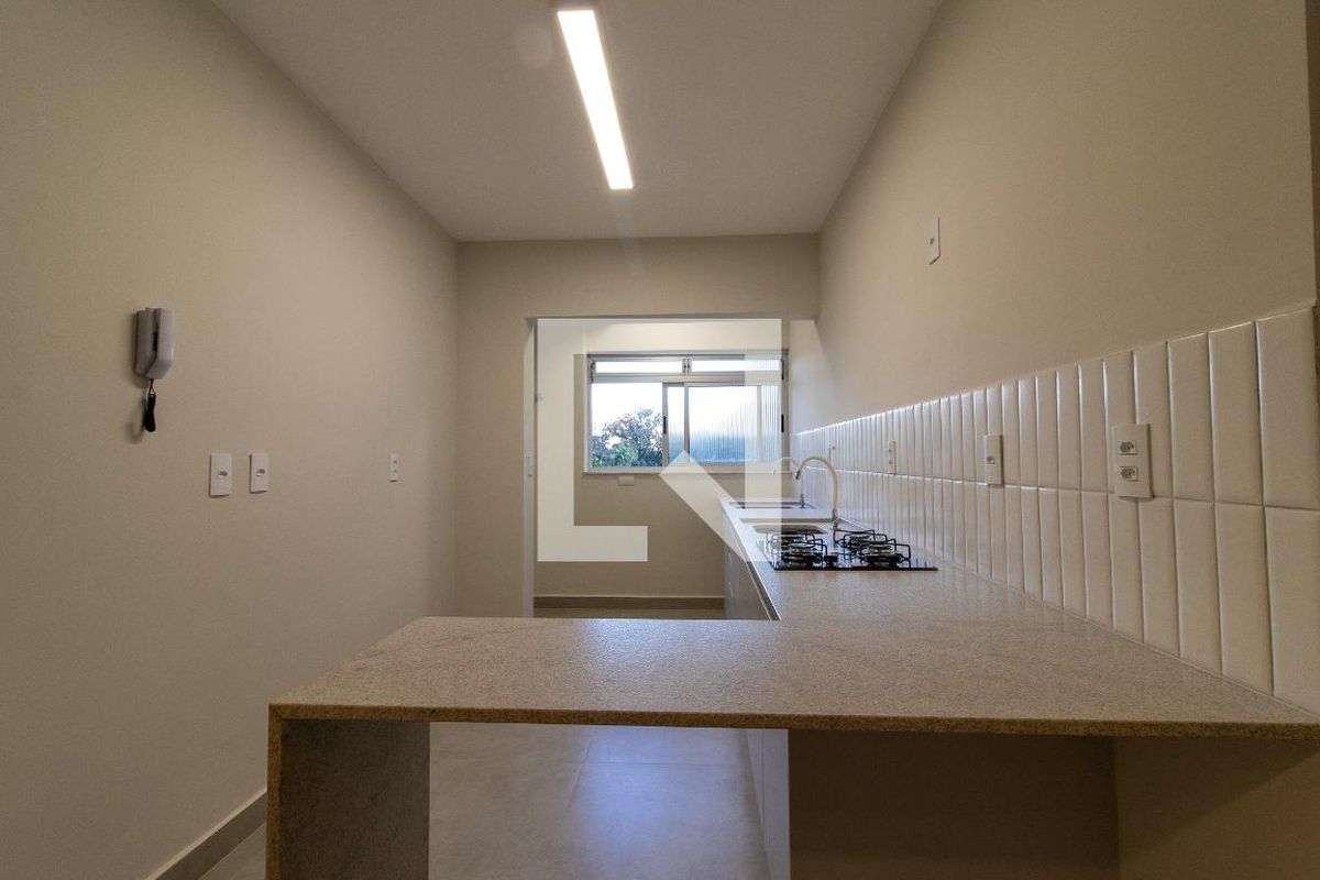 Apartamento à Venda - Cambuí, 1 Quarto,  50 m2 em , Campinas - sp | SoloBR