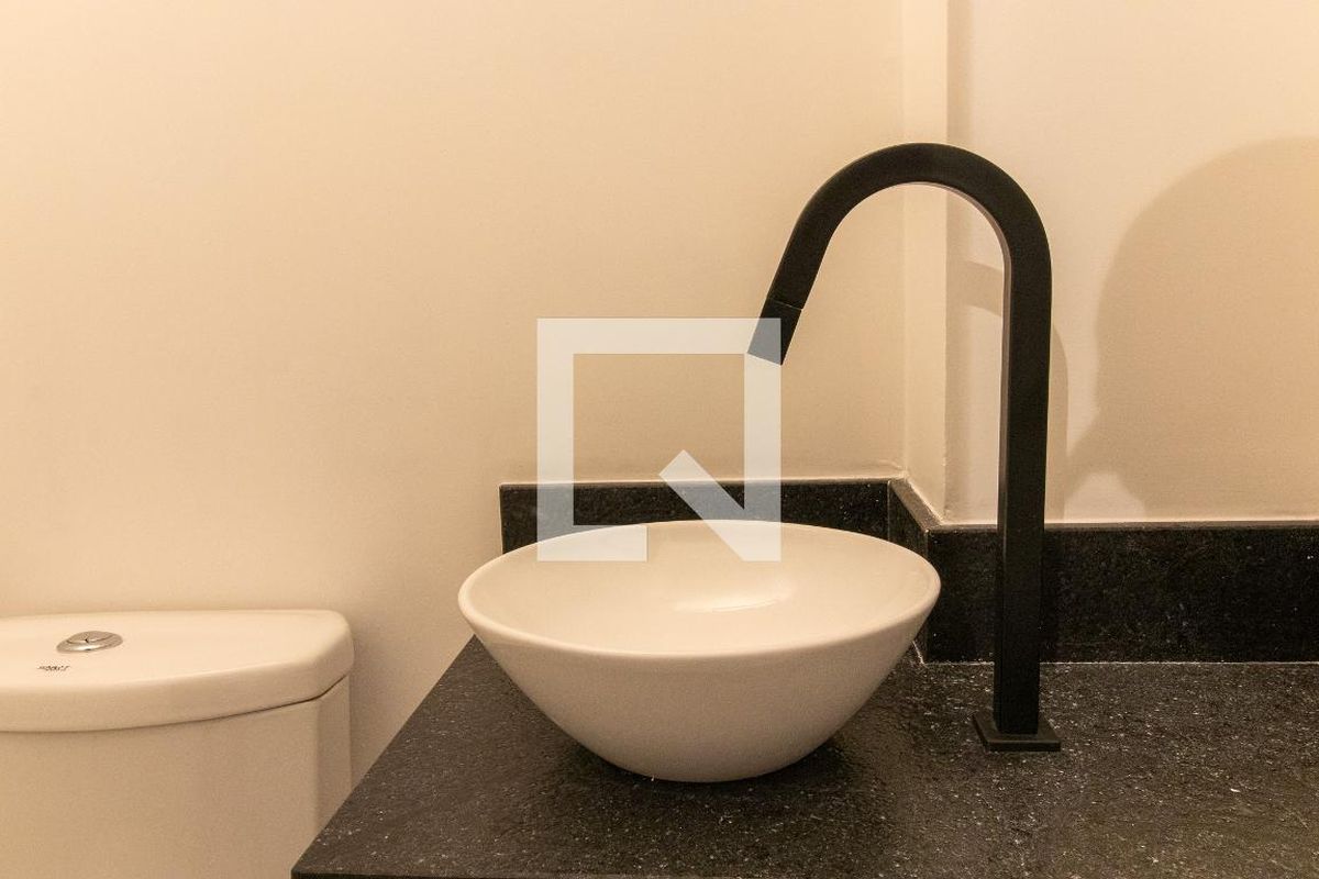 Apartamento à Venda - Cambuí, 1 Quarto,  50 m2 em , Campinas - sp | SoloBR
