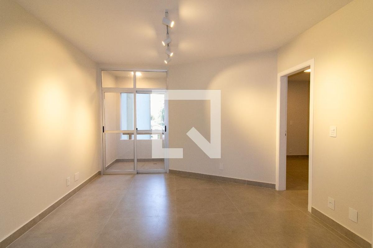 Apartamento à Venda - Cambuí, 1 Quarto,  50 m2 em , Campinas - sp | SoloBR