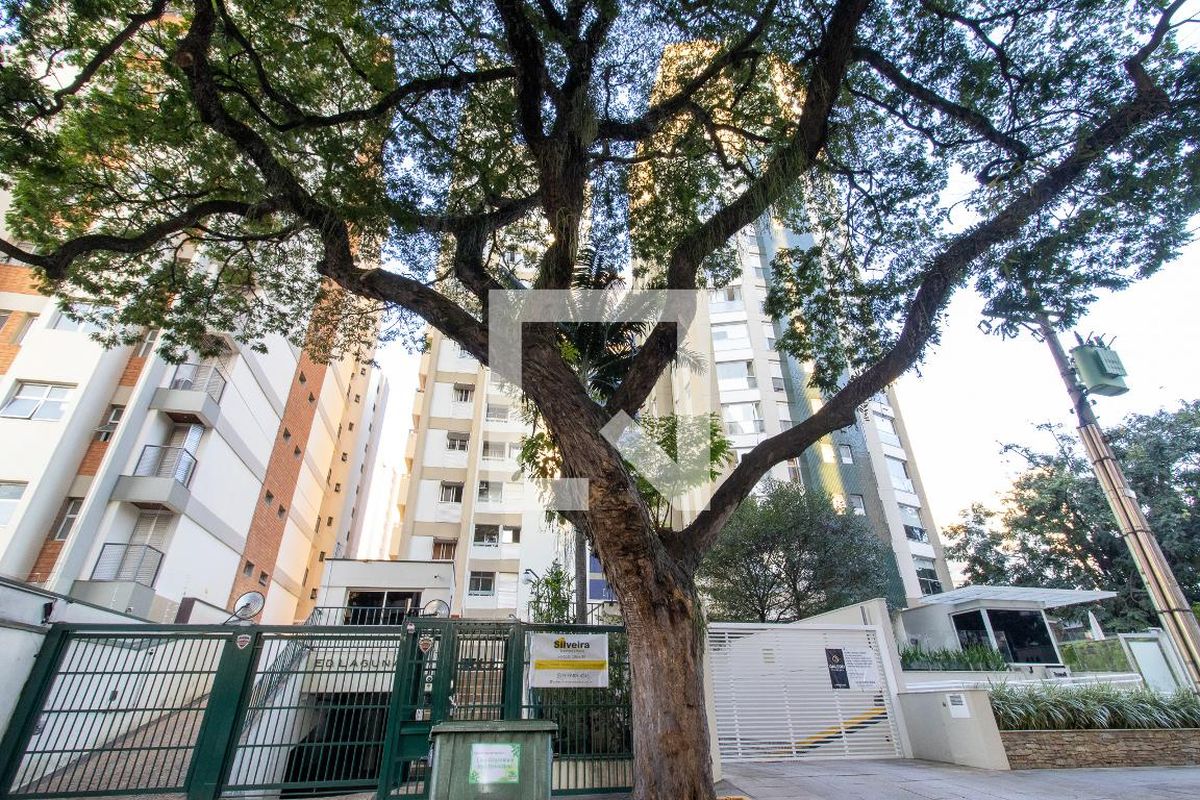 Apartamento à Venda - Cambuí, 1 Quarto,  50 m2 em , Campinas - sp | SoloBR