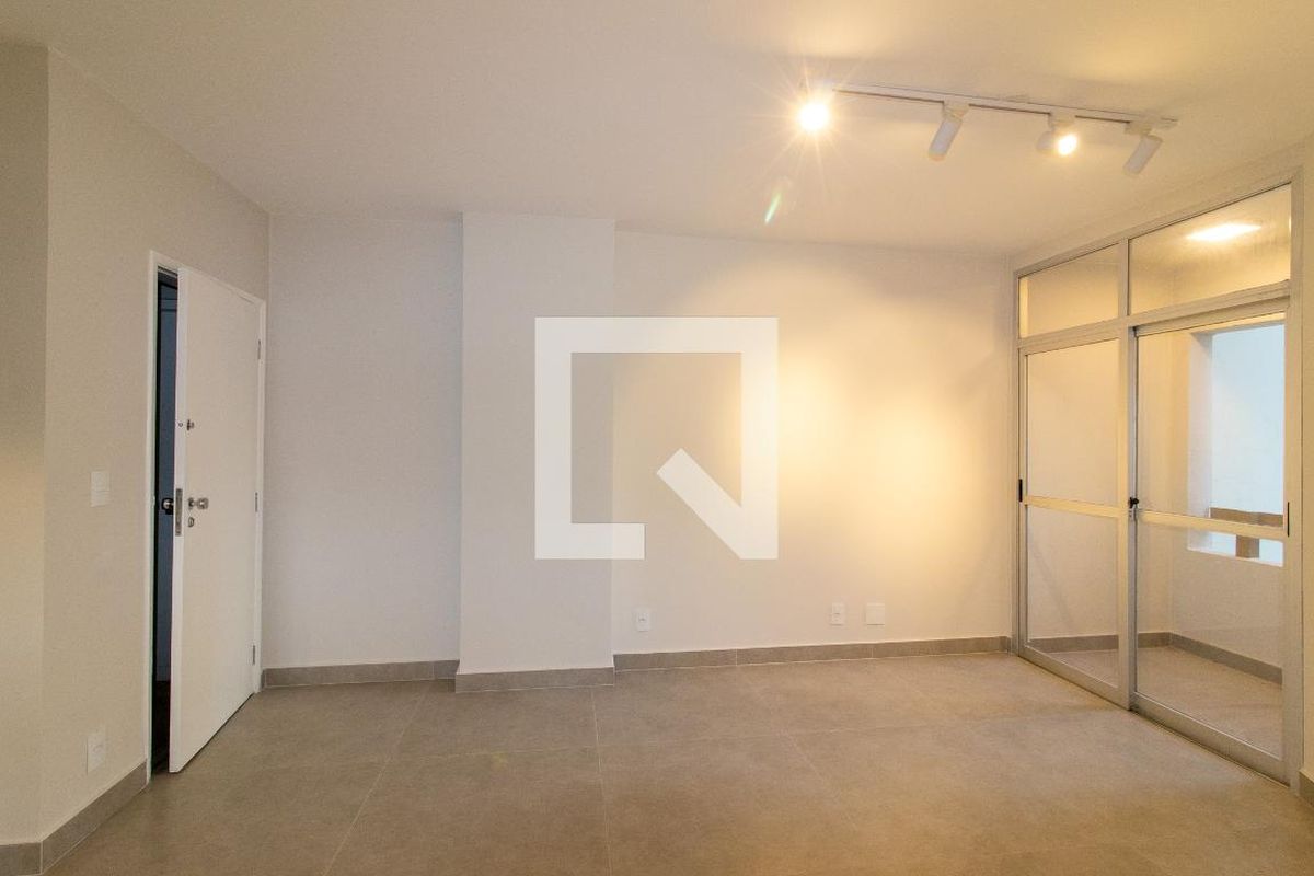 Apartamento à Venda - Cambuí, 1 Quarto,  50 m2 em , Campinas - sp | SoloBR