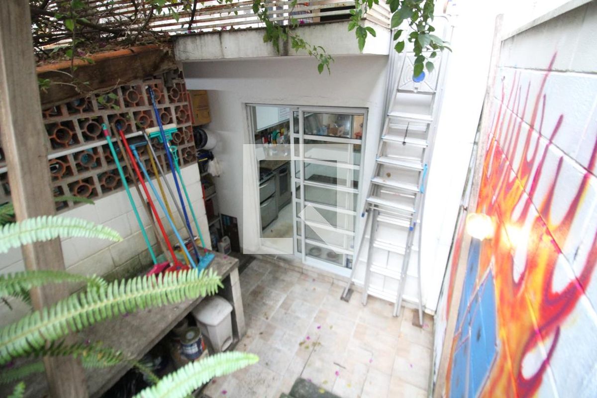 Casa, 3 quartos, 200 m² - Foto 44