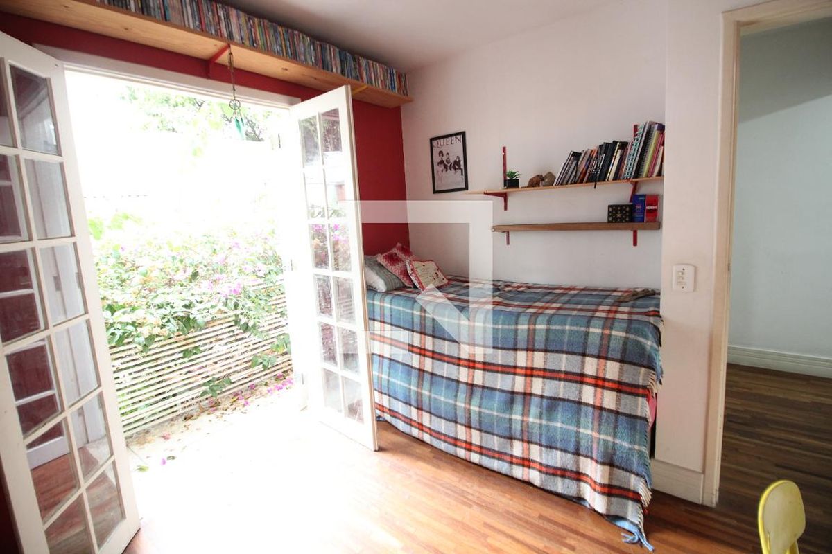 Casa, 3 quartos, 200 m² - Foto 16