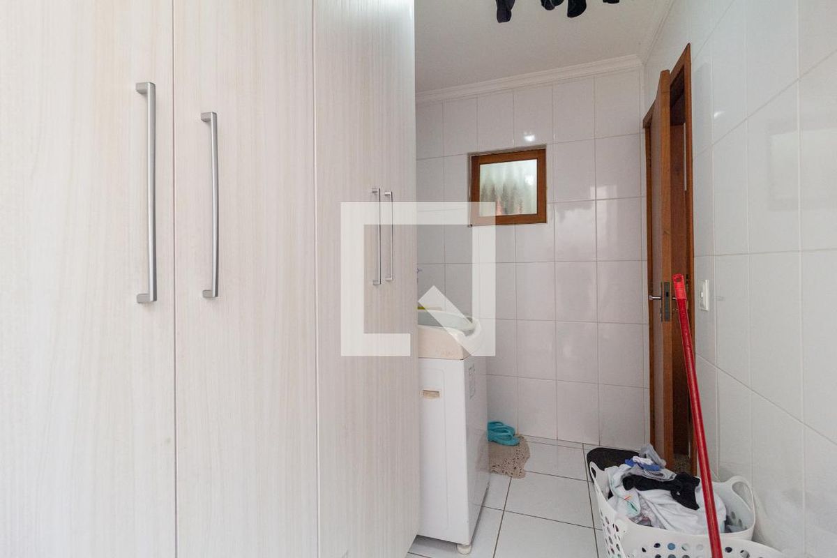 Casa, 3 quartos, 225 m² - Foto 36