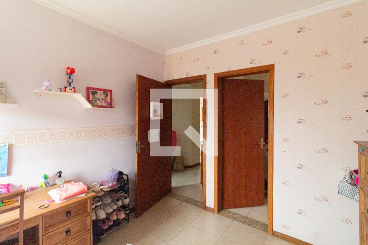 Casa, 3 quartos, 225 m² - Foto 17