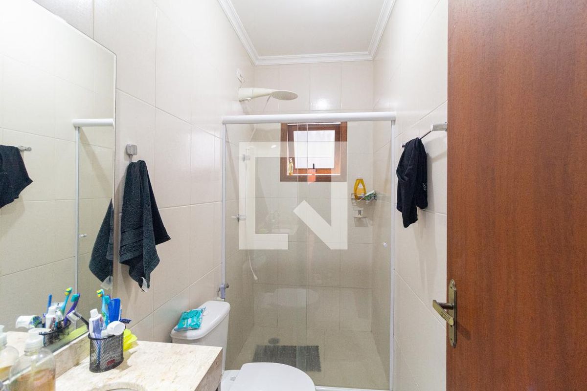 Casa, 3 quartos, 225 m² - Foto 30