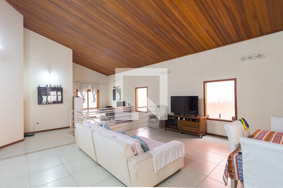 Casa, 3 quartos, 225 m² - Foto 2