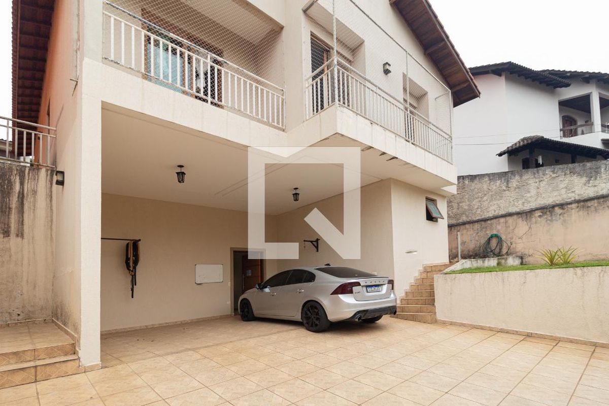 Casa, 3 quartos, 225 m² - Foto 47