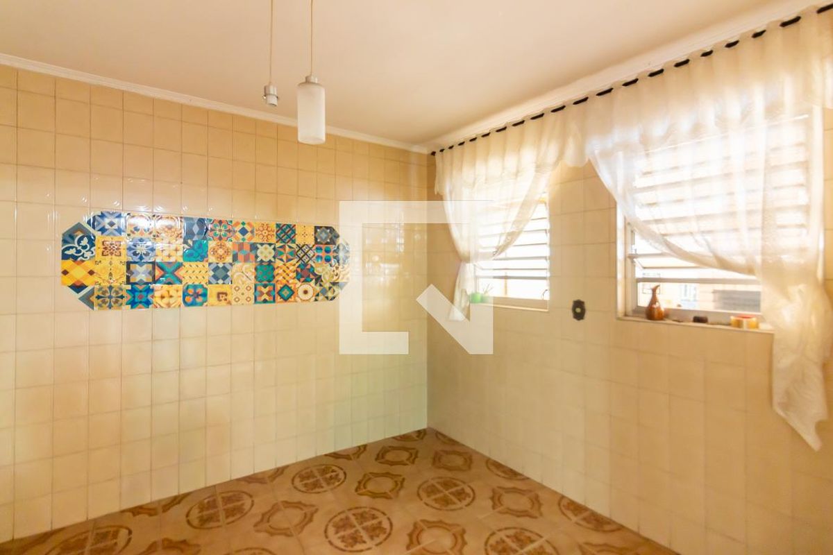 Casa, 3 quartos, 350 m² - Foto 31