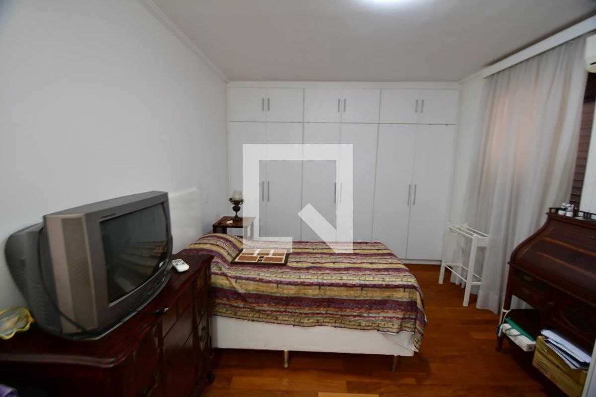 Apartamento à Venda - Cambuí, 4 Quartos,  224 m2 em , Campinas - sp | SoloBR