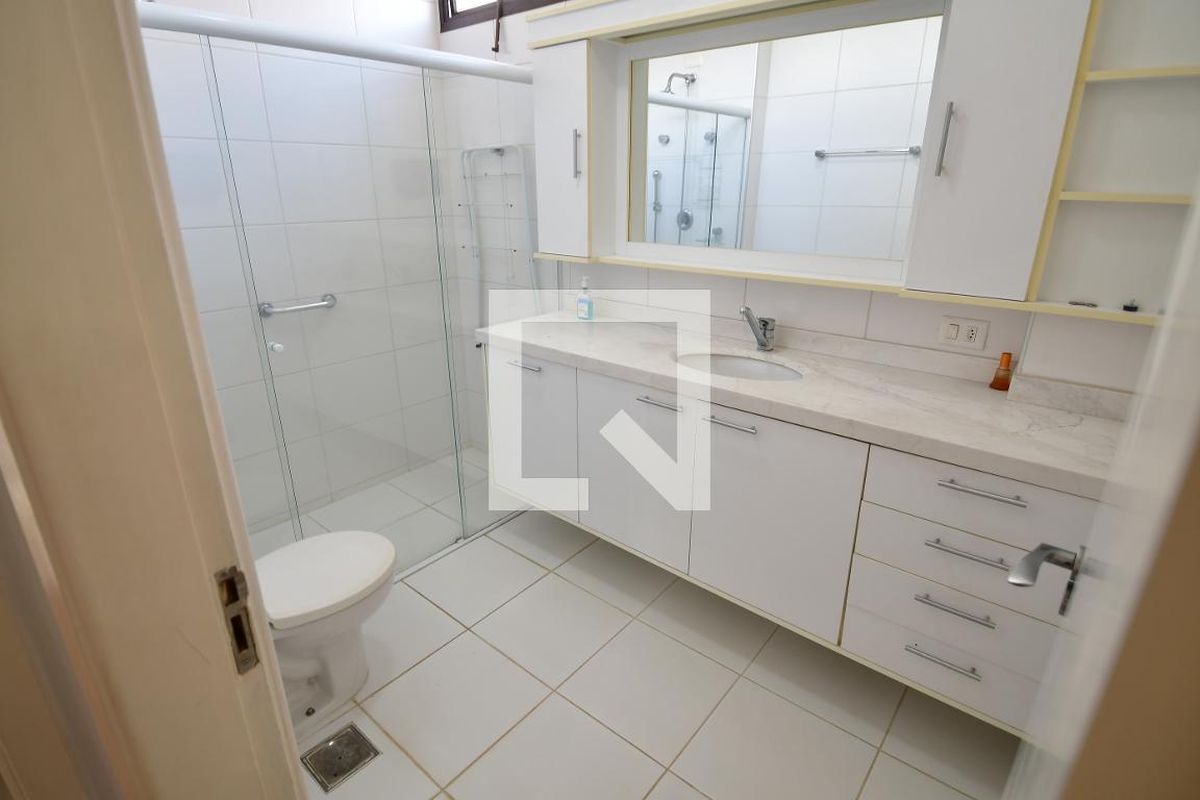 Apartamento à Venda - Cambuí, 4 Quartos,  224 m2 em , Campinas - sp | SoloBR