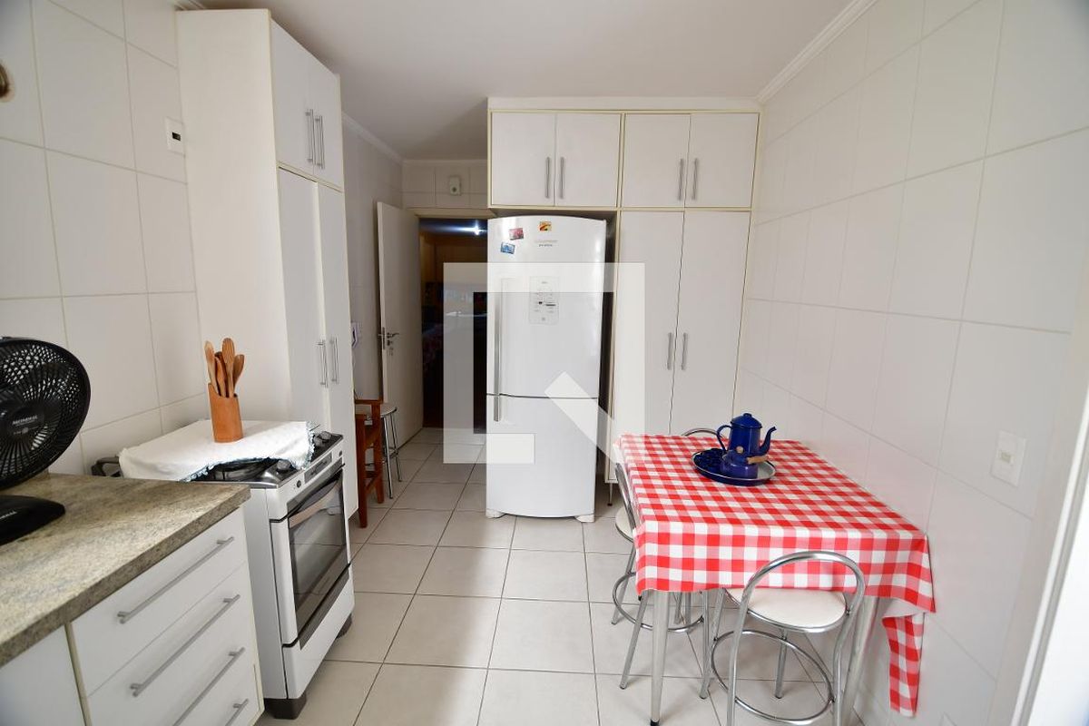 Apartamento à Venda - Cambuí, 4 Quartos,  224 m2 em , Campinas - sp | SoloBR