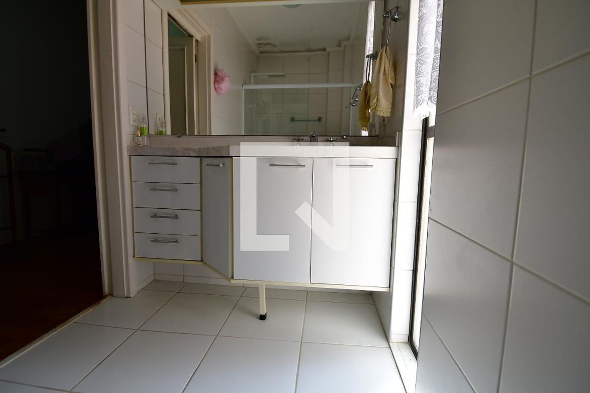 Apartamento à Venda - Cambuí, 4 Quartos,  224 m2 em , Campinas - sp | SoloBR