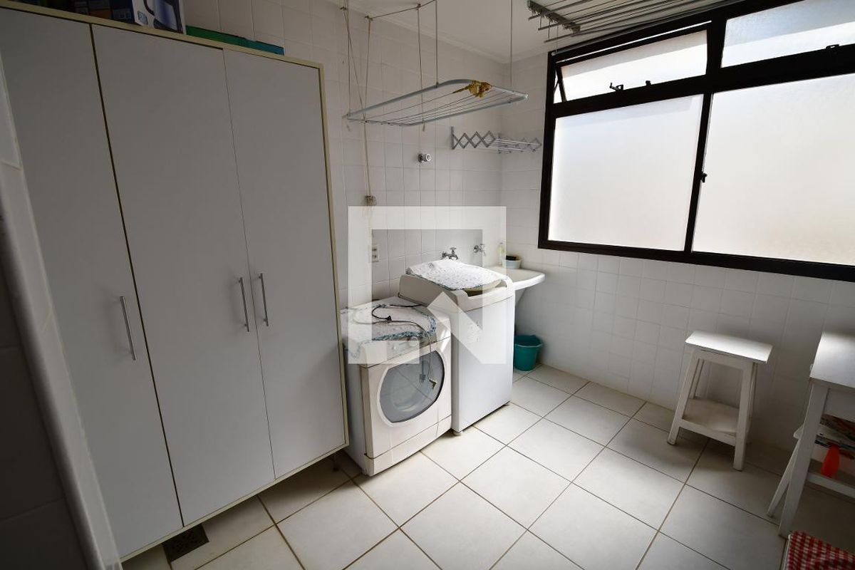 Apartamento à Venda - Cambuí, 4 Quartos,  224 m2 em , Campinas - sp | SoloBR