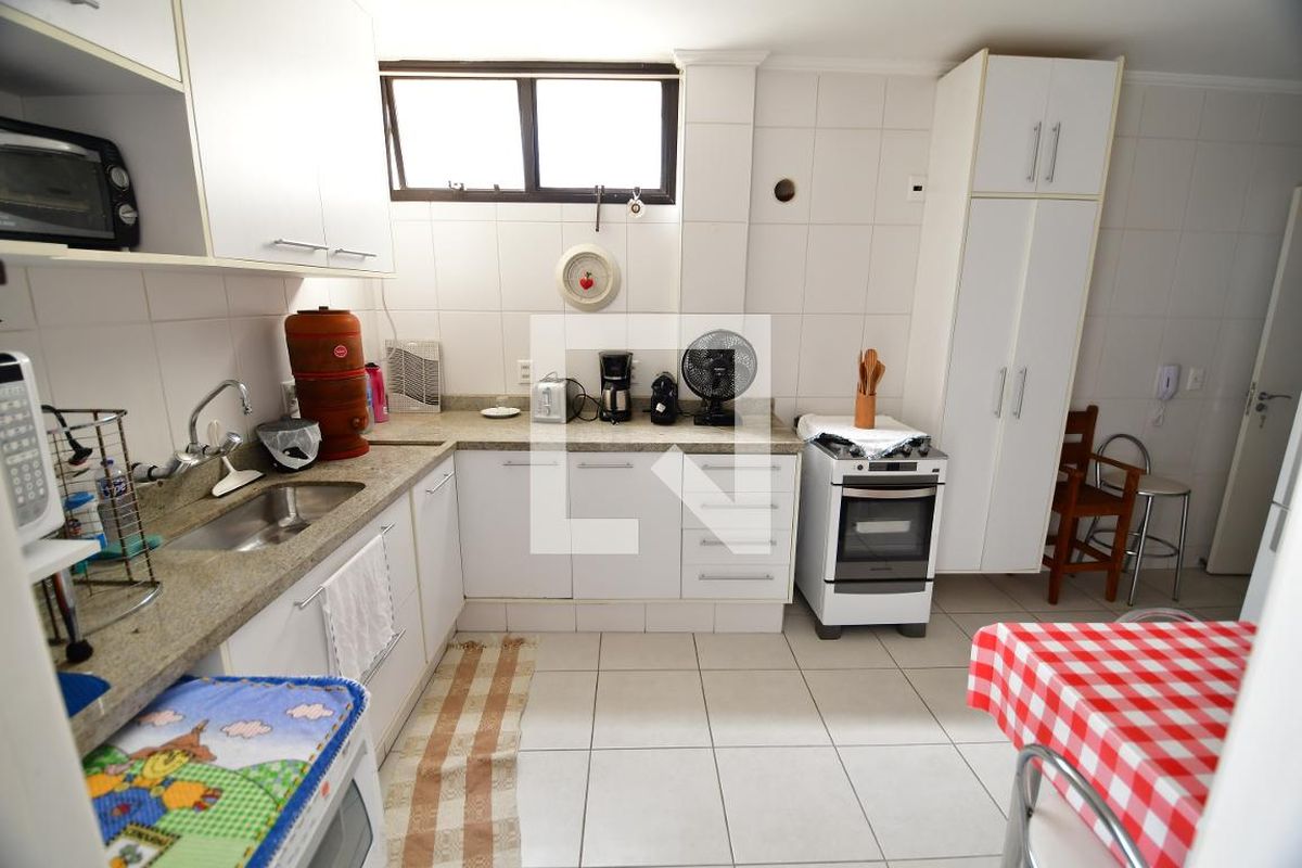 Apartamento à Venda - Cambuí, 4 Quartos,  224 m2 em , Campinas - sp | SoloBR