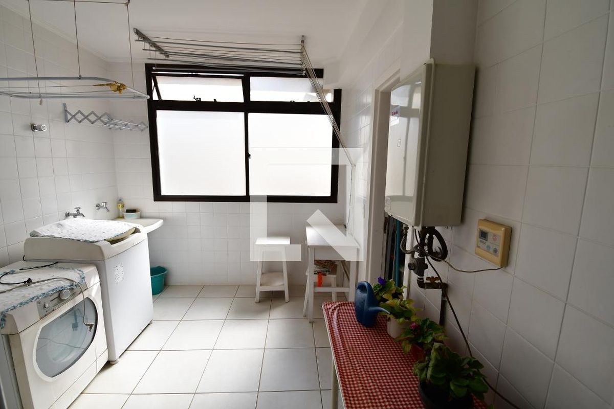 Apartamento à Venda - Cambuí, 4 Quartos,  224 m2 em , Campinas - sp | SoloBR