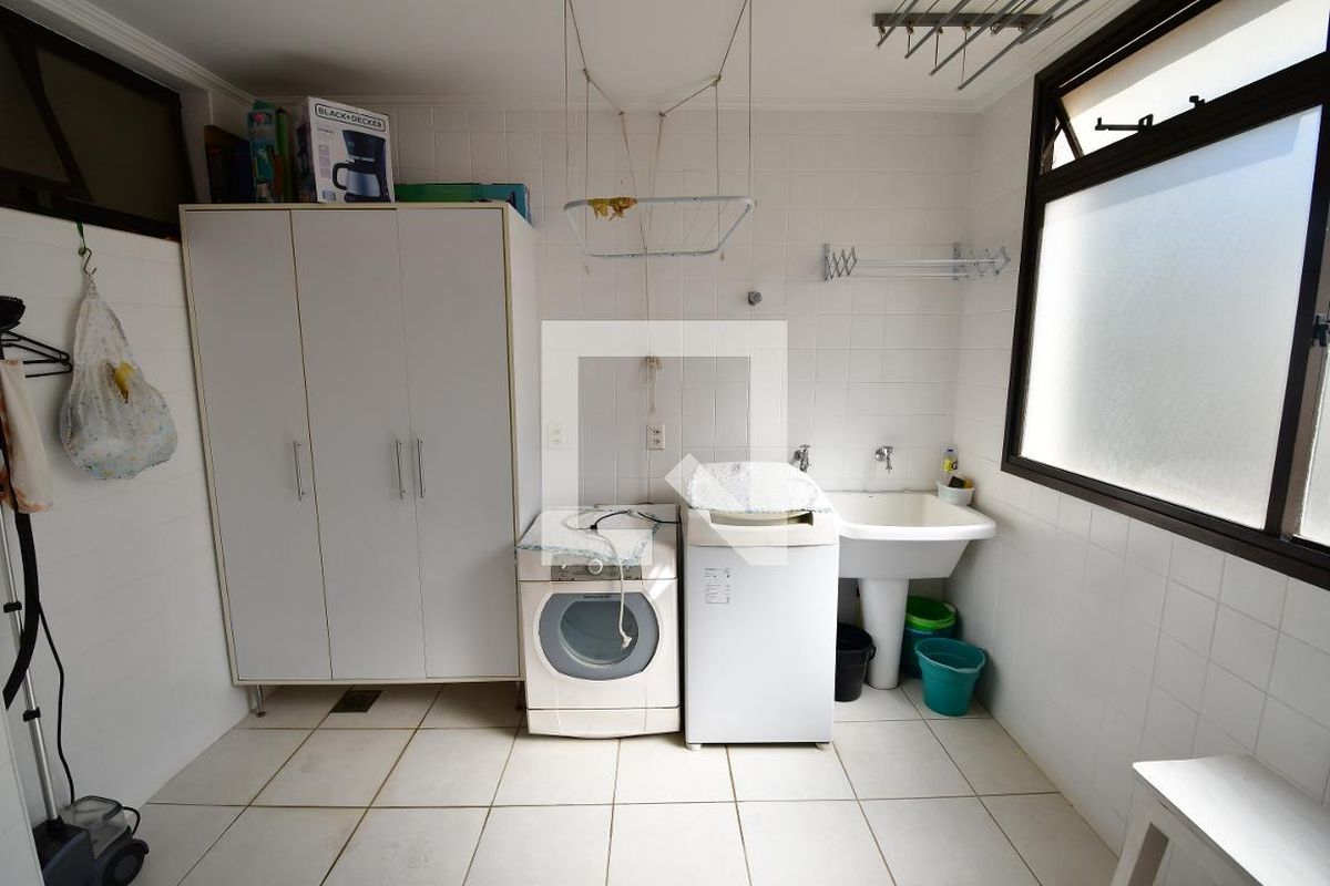 Apartamento à Venda - Cambuí, 4 Quartos,  224 m2 em , Campinas - sp | SoloBR