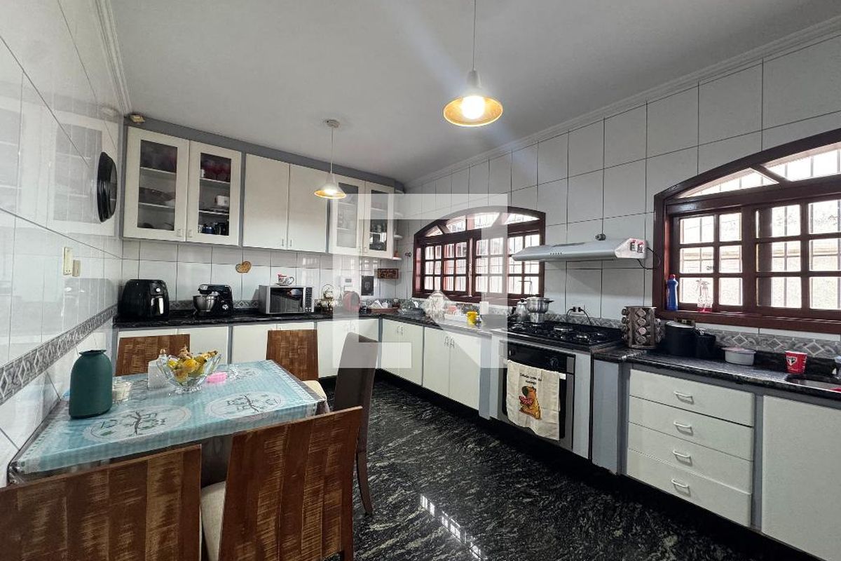 Casa, 6 quartos, 200 m² - Foto 38