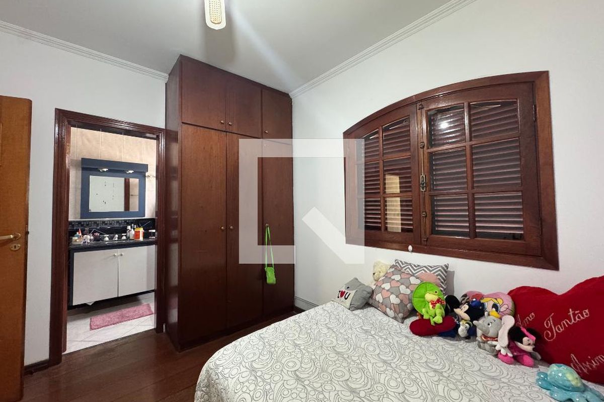 Casa, 6 quartos, 200 m² - Foto 56